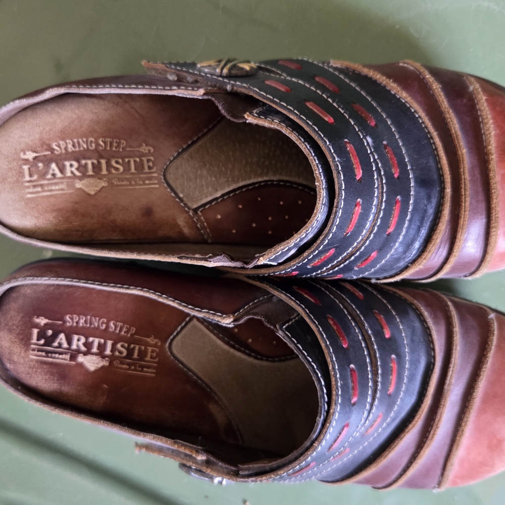 Colorful Leather Clogs - Picture 2 of 6